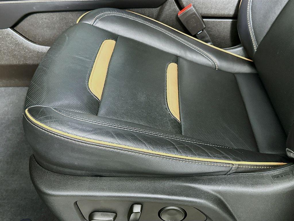 used 2021 GMC Yukon car, priced at $46,699