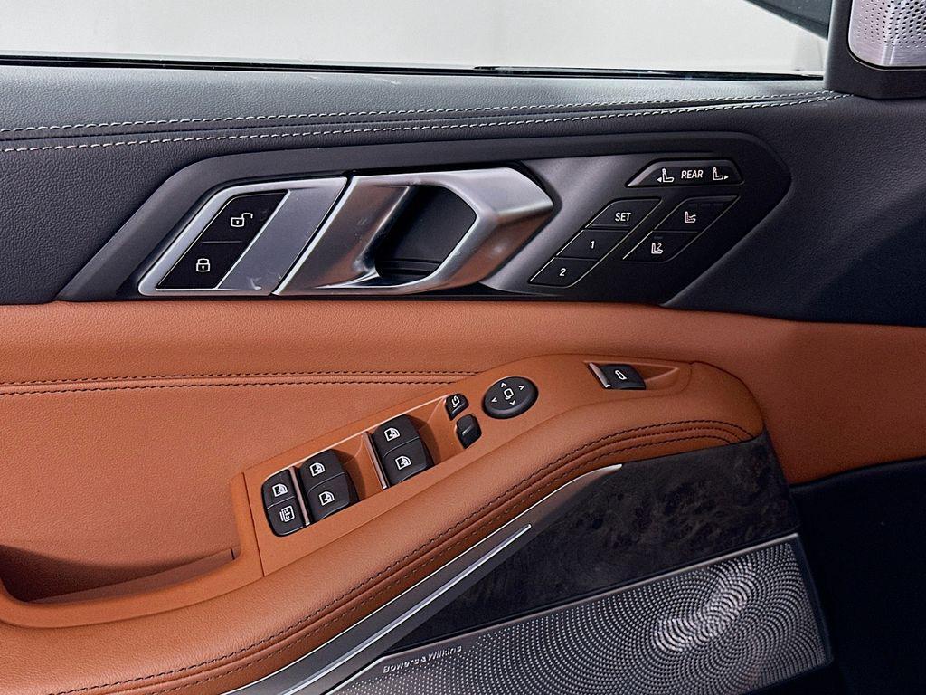new 2026 BMW X7 car, priced at $126,395