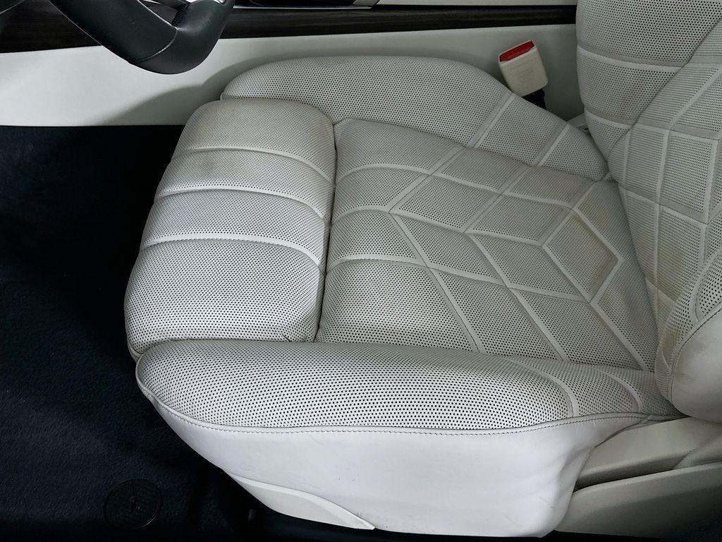 used 2023 BMW 760 car, priced at $69,984