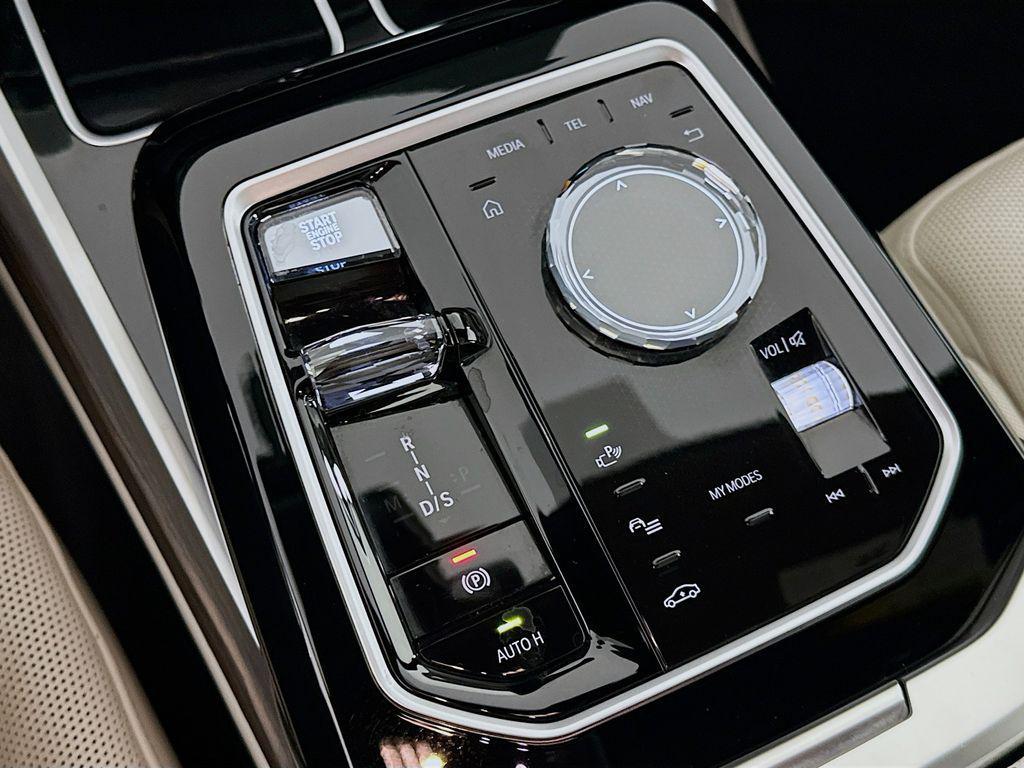 used 2023 BMW 760 car, priced at $69,984