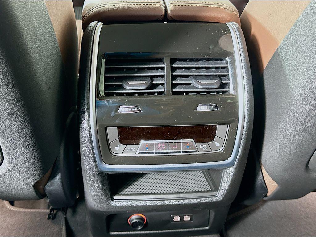 new 2026 BMW X7 car, priced at $93,225