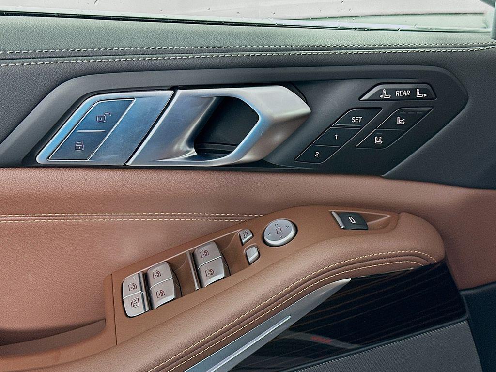 new 2026 BMW X7 car, priced at $93,225