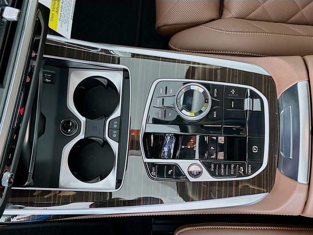 new 2026 BMW X7 car, priced at $93,225