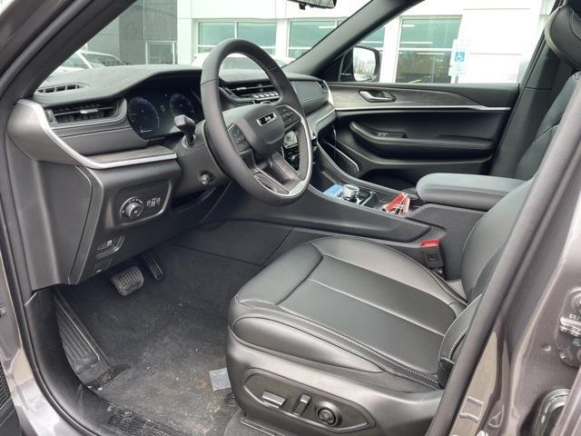 new 2025 Jeep Grand Cherokee car, priced at $54,248