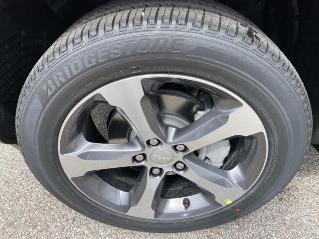 new 2025 Jeep Grand Cherokee car, priced at $54,248
