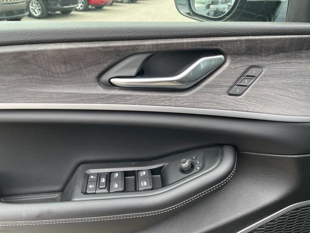 new 2025 Jeep Grand Cherokee car, priced at $54,248
