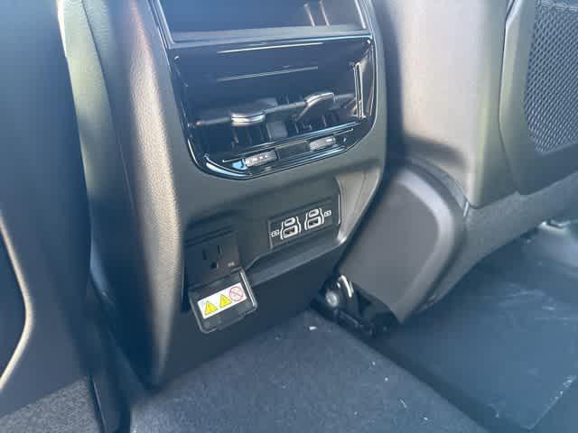 new 2025 Jeep Grand Cherokee car, priced at $40,457