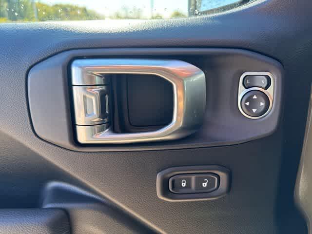 new 2026 Jeep Wrangler car, priced at $53,575