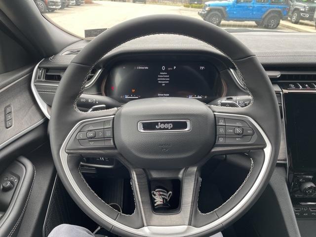 new 2025 Jeep Grand Cherokee car, priced at $53,653