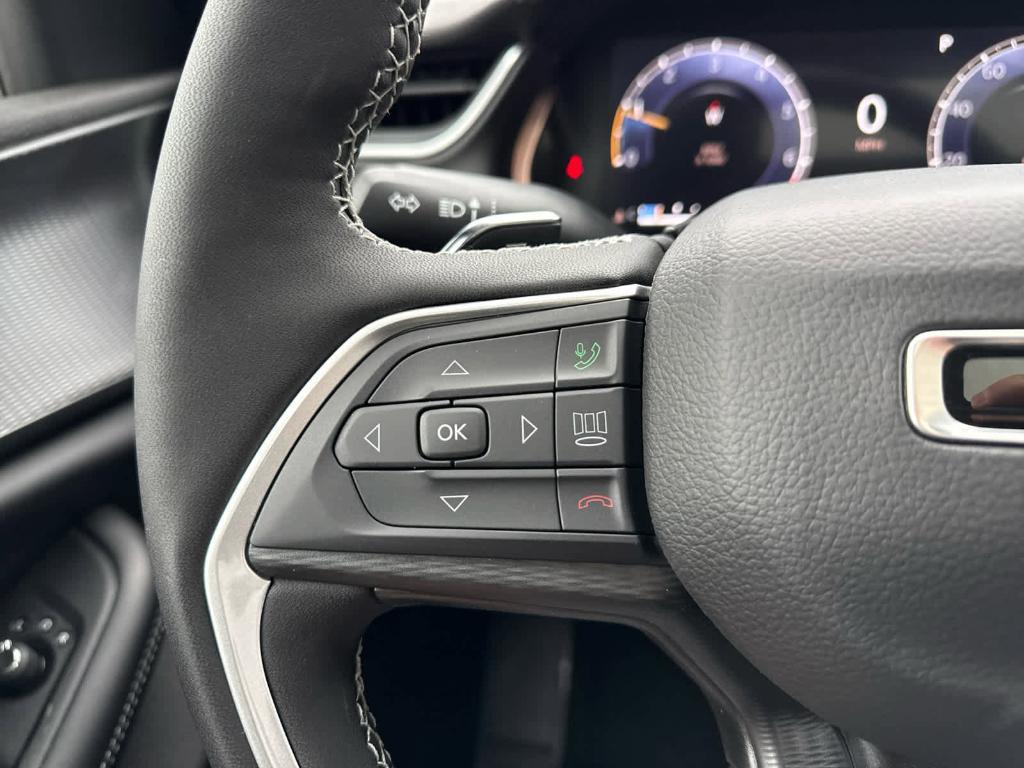 new 2025 Jeep Grand Cherokee L car, priced at $46,107