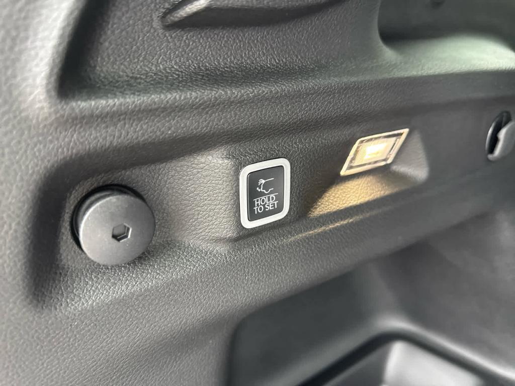 new 2025 Jeep Grand Cherokee L car, priced at $46,107