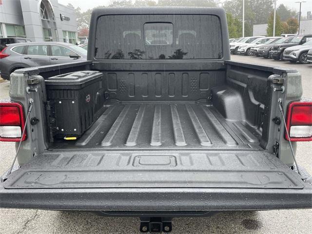 used 2021 Jeep Gladiator car, priced at $32,081