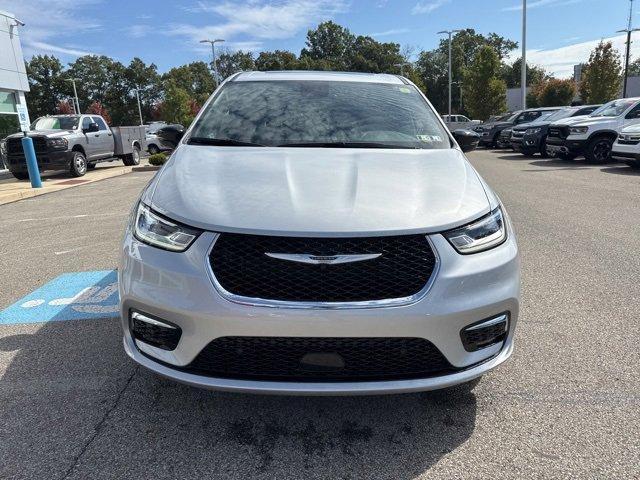 new 2026 Chrysler Pacifica car, priced at $48,260