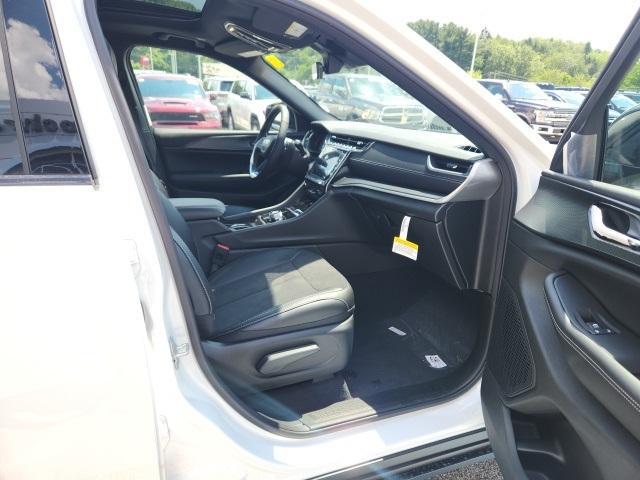 new 2025 Jeep Grand Cherokee L car, priced at $44,711