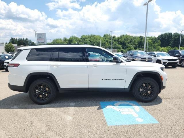 new 2025 Jeep Grand Cherokee L car, priced at $44,711