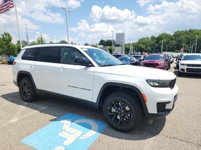 new 2025 Jeep Grand Cherokee L car, priced at $44,711