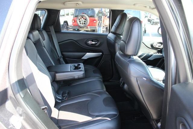 used 2018 Jeep Cherokee car, priced at $18,368