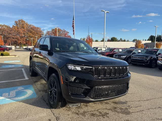 new 2025 Jeep Grand Cherokee car, priced at $42,683