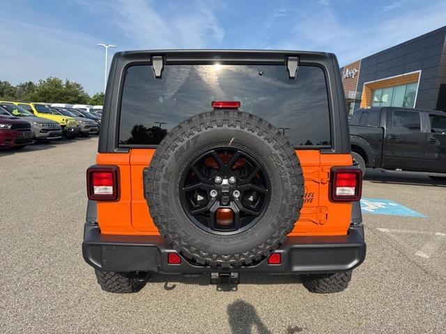 new 2025 Jeep Wrangler car, priced at $41,651