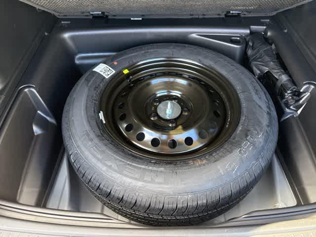 new 2025 Jeep Grand Cherokee car, priced at $42,683