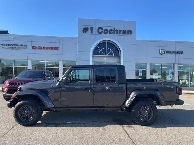 new 2024 Jeep Gladiator car, priced at $51,598