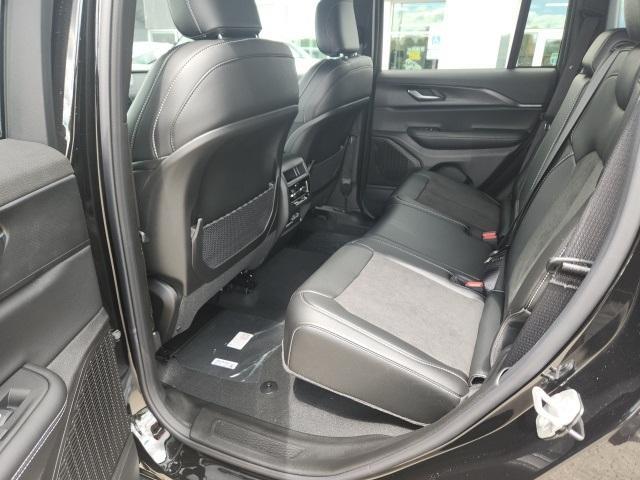 new 2025 Jeep Grand Cherokee car, priced at $42,108