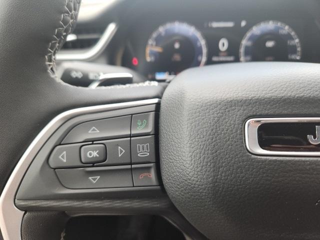 new 2025 Jeep Grand Cherokee car, priced at $42,108