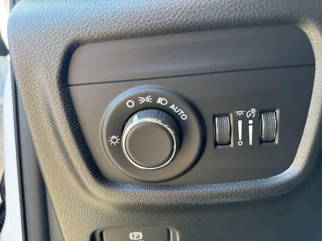 new 2025 Jeep Grand Cherokee L car, priced at $42,702