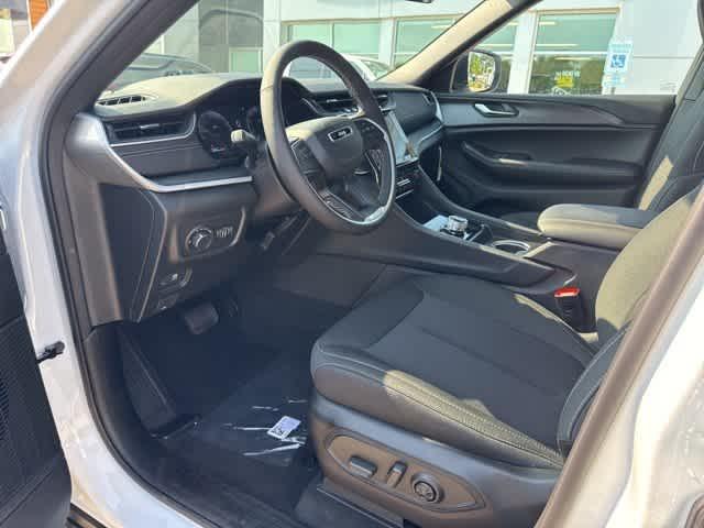 new 2025 Jeep Grand Cherokee L car, priced at $42,702