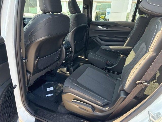 new 2025 Jeep Grand Cherokee L car, priced at $41,246