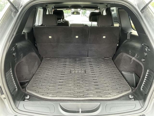 used 2015 Jeep Grand Cherokee car, priced at $11,987