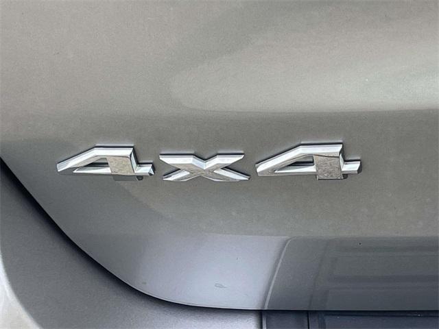 used 2015 Jeep Grand Cherokee car, priced at $11,987