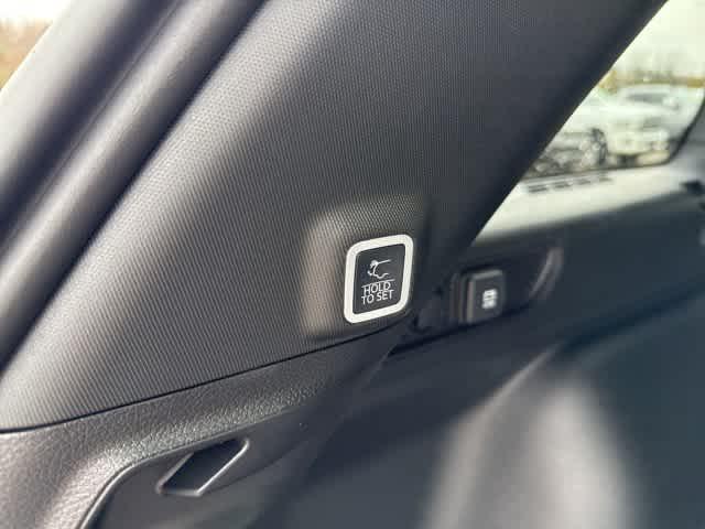 new 2025 Jeep Grand Cherokee car, priced at $42,165