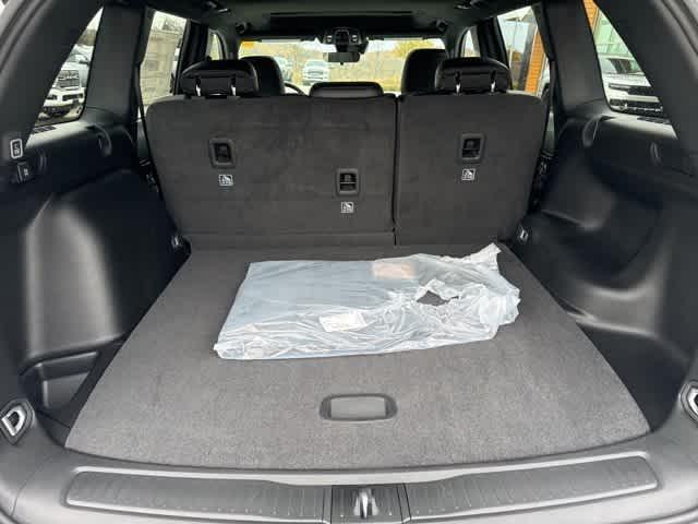 new 2025 Jeep Grand Cherokee car, priced at $42,165