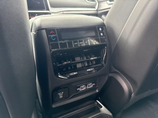 new 2025 Jeep Grand Cherokee L car, priced at $46,990