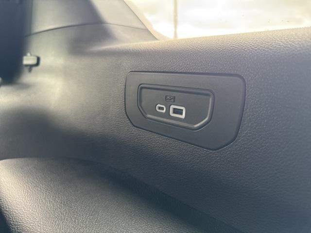 new 2025 Jeep Grand Cherokee L car, priced at $46,990