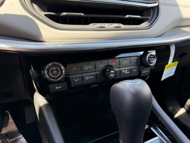 new 2025 Jeep Compass car, priced at $30,606