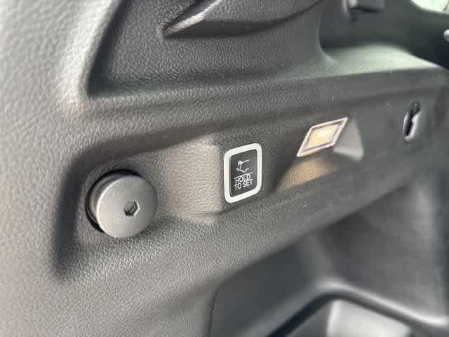 new 2025 Jeep Grand Cherokee L car, priced at $41,297