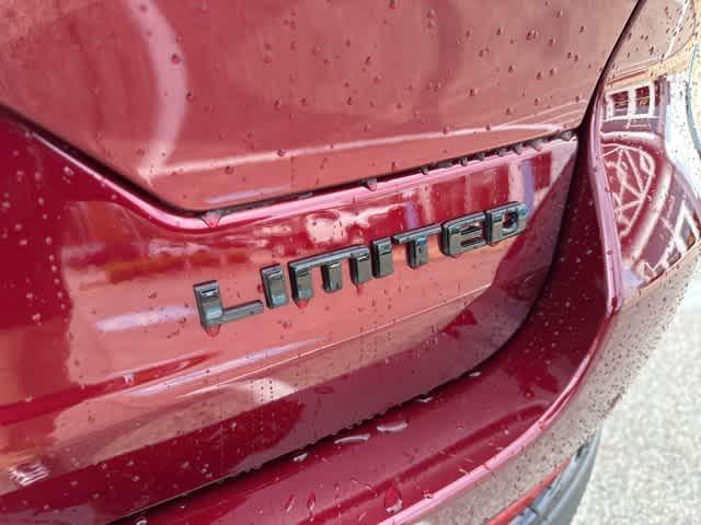 new 2025 Jeep Grand Cherokee car, priced at $54,598