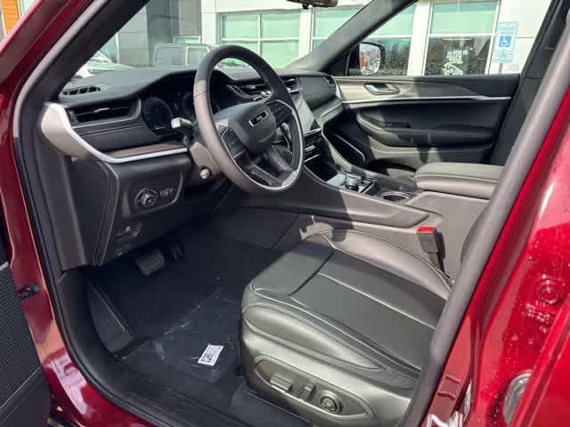 new 2025 Jeep Grand Cherokee car, priced at $54,598