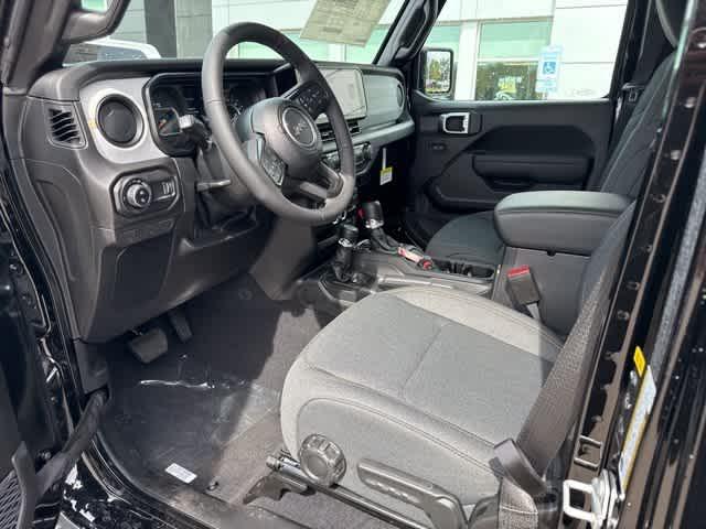 new 2025 Jeep Gladiator car, priced at $53,750