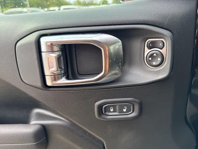 new 2025 Jeep Gladiator car, priced at $53,750