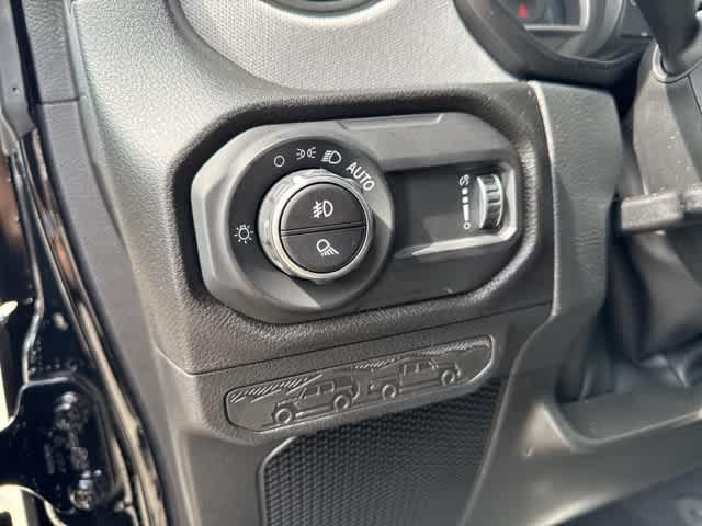 new 2025 Jeep Gladiator car, priced at $53,750