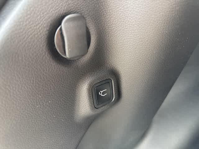 new 2026 Jeep Compass car, priced at $33,874