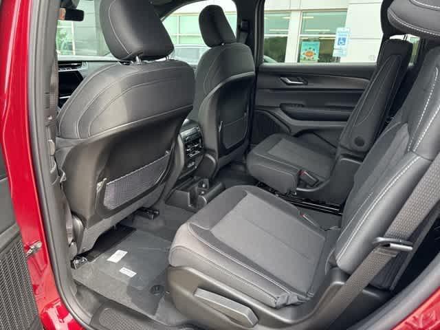 new 2025 Jeep Grand Cherokee L car, priced at $41,297