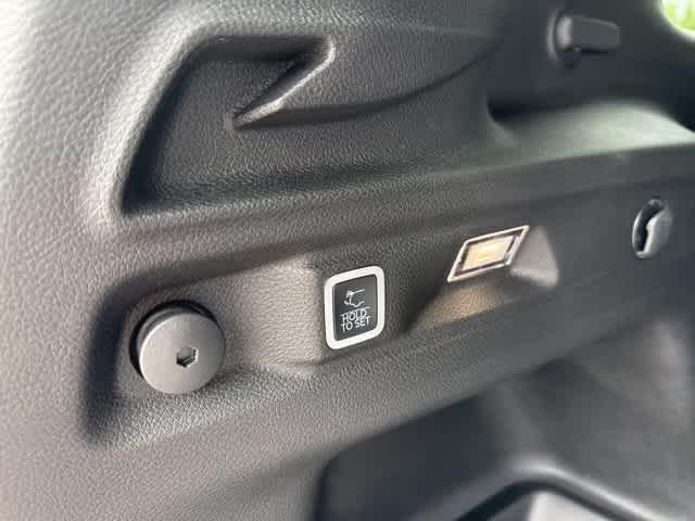 new 2025 Jeep Grand Cherokee L car, priced at $41,297