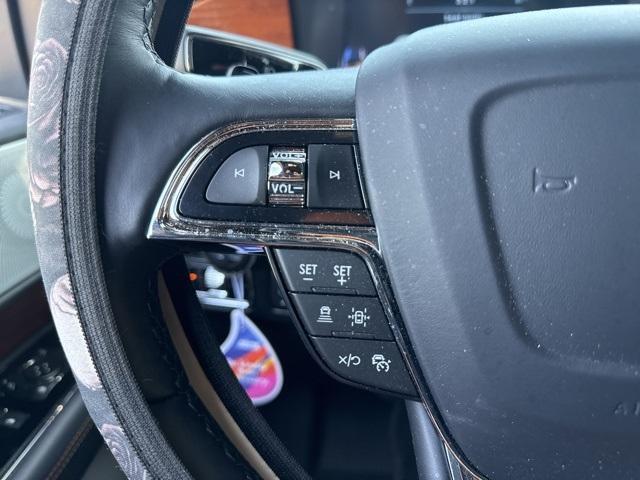 used 2024 Lincoln Navigator car, priced at $89,987