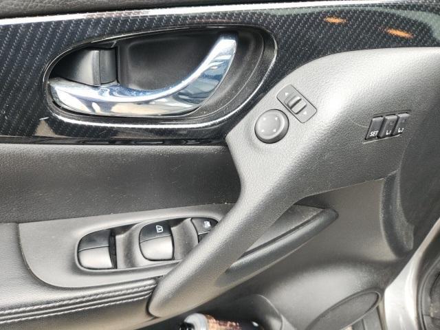 used 2018 Nissan Rogue car, priced at $18,229