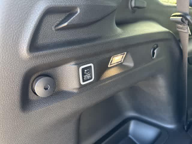 new 2025 Jeep Grand Cherokee L car, priced at $46,532