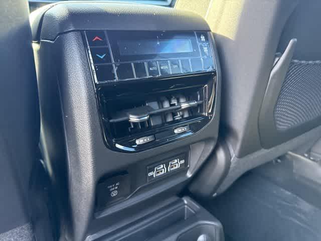 new 2025 Jeep Grand Cherokee L car, priced at $46,532